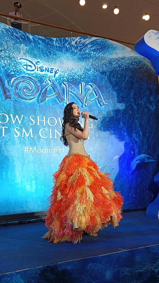 thepinkrose12's tweet photo. Congratulations @kakaimontinolaa awihhh you're so pretty my ghad! 

KAI SETS SAIL AT MOA
#KaiForMoanaPH
#MoanaPH https://t.co/kpfZE0PzFv