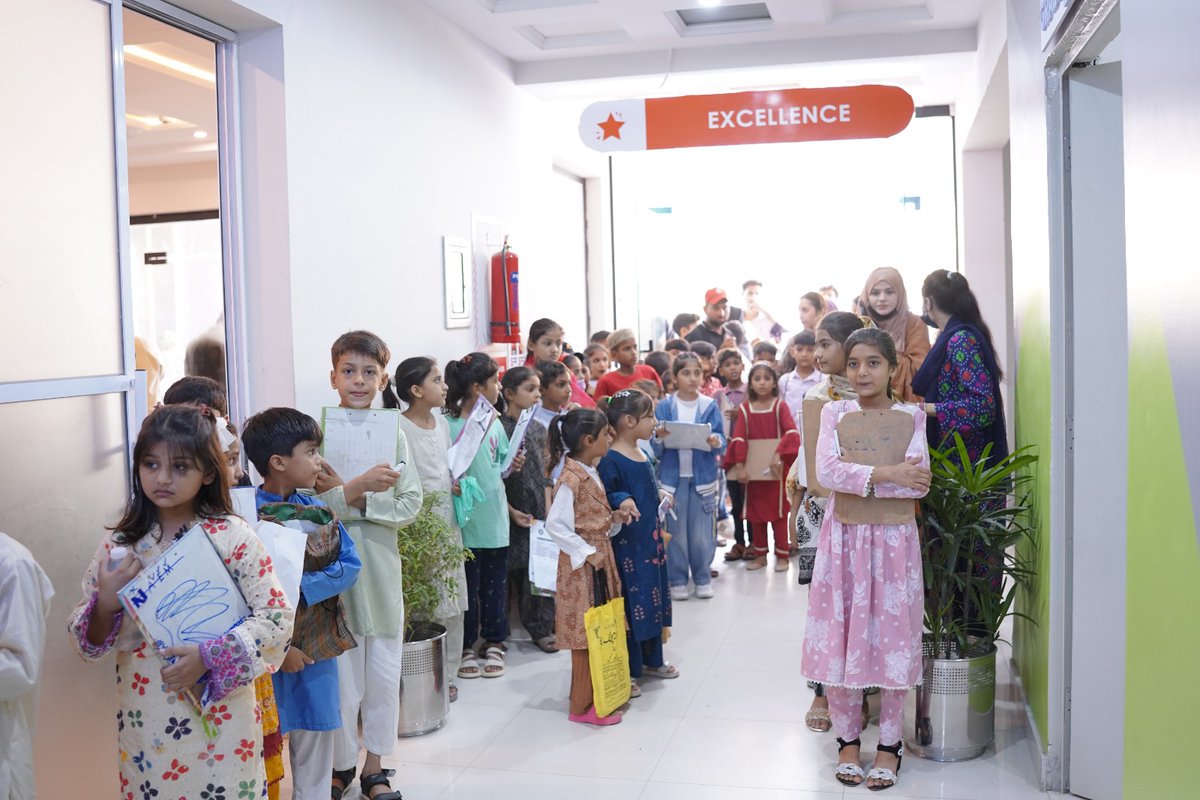 PECTAAOfficial's tweet photo. The entry test for the Nawaz Sharif School of Eminence was conducted successfully across Punjab today, witnessing an overwhelming response from aspiring students and their families. Thousands of candidates appeared at designated examination centres across the province, reflecting the growing confidence of parents in the initiative