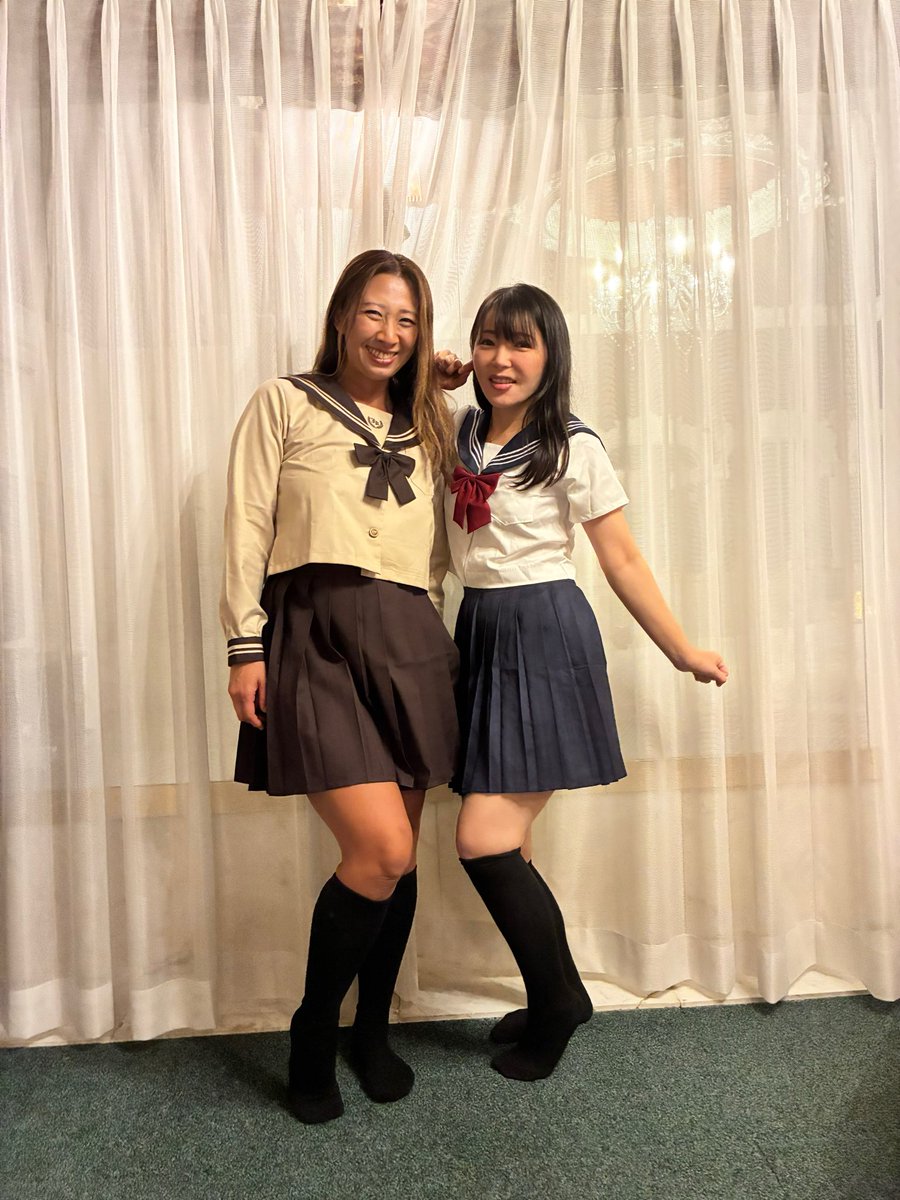 i4i_fe's tweet photo. かっこいい大人気のヤワキンちゃんと撮ってもらったよ♡
Ｘじゃ無理なのでInstagramに出すと思う https://t.co/WDzq0Sxnbi