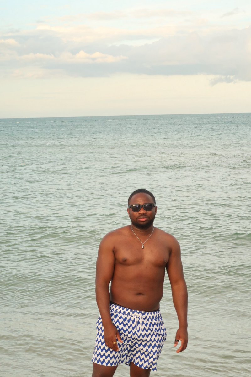 Stephen_Capable's tweet photo. Happy me 🌊 https://t.co/432ivm8ufJ