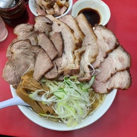 ラーメン食べ歩き女子【年間200杯】ユカ tweet media