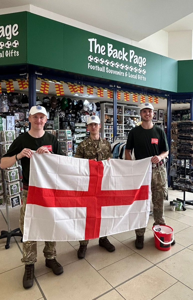 BackPageShop's tweet photo. Great to see the Army lads beside our Eldon Square store today on behalf of the Army Benevolent Fund.

Support them if you can, please! https://t.co/A5Dsp9yqsR