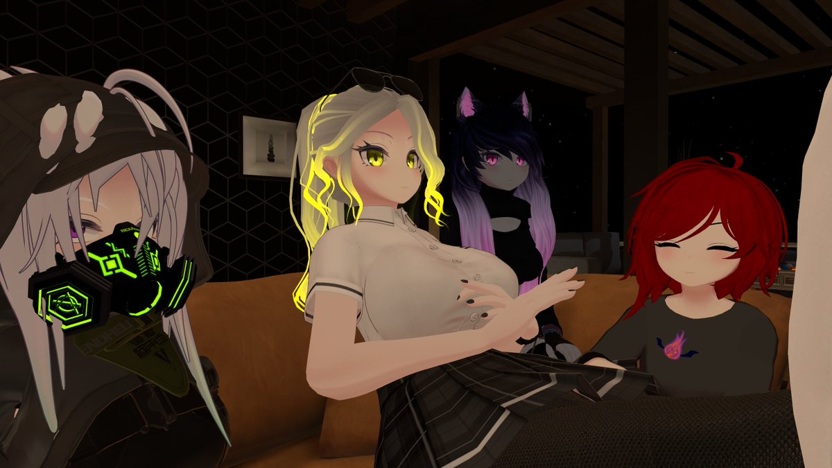 BjorkedInternet's tweet photo. The most amount of Eyo users in a single vrc instance
Ft: @GrayumiVR @MikaAmeVT @DarkenClaireity 
#vrcphotos https://t.co/21B3NMu05s
