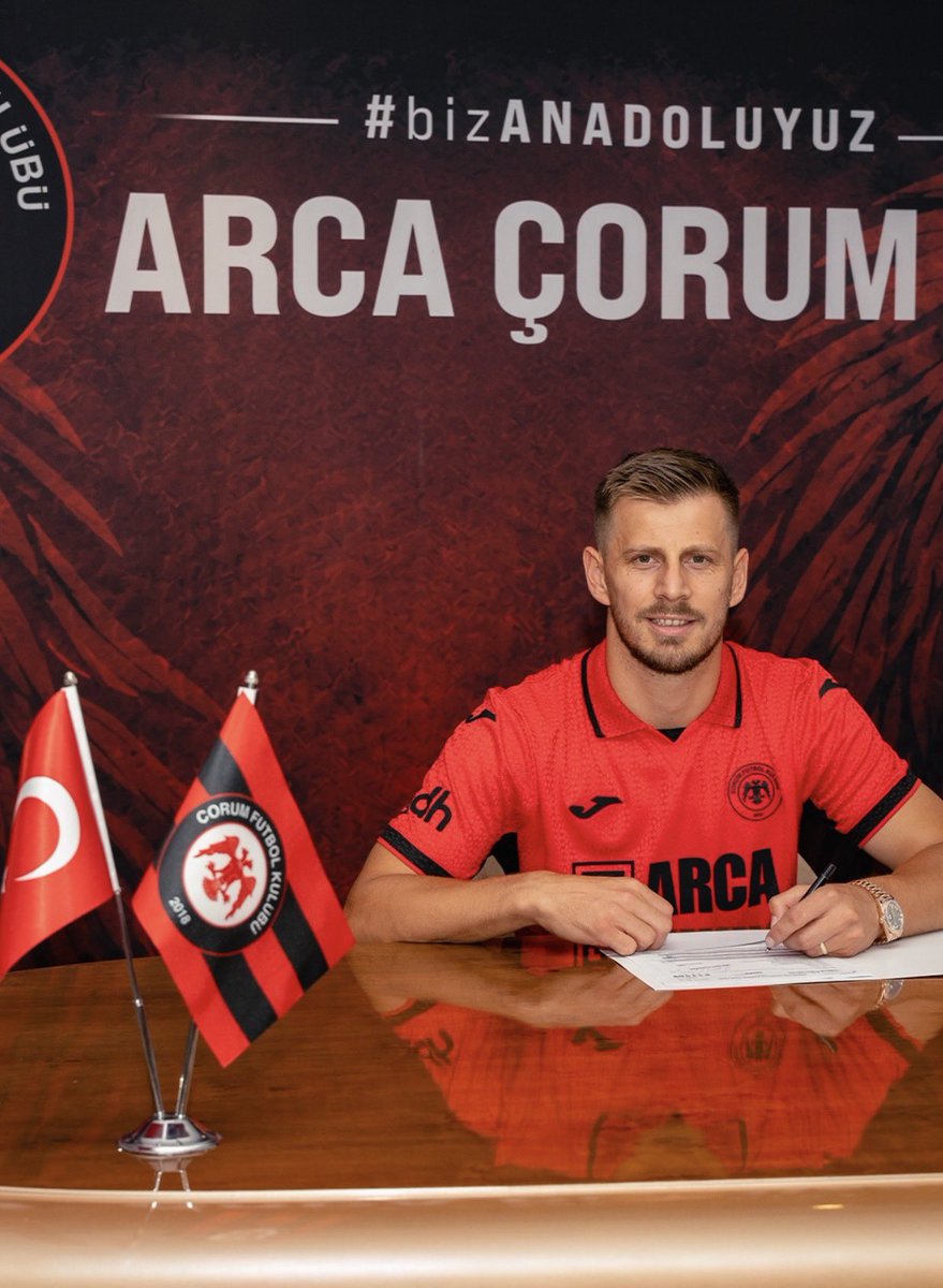 KuqeZiFootball's tweet photo. 🇦🇱 Ylber Ramadani has completed a permanent transfer to Turkish side Çorum FK from Lecce. https://t.co/Kh6jLfqfHf