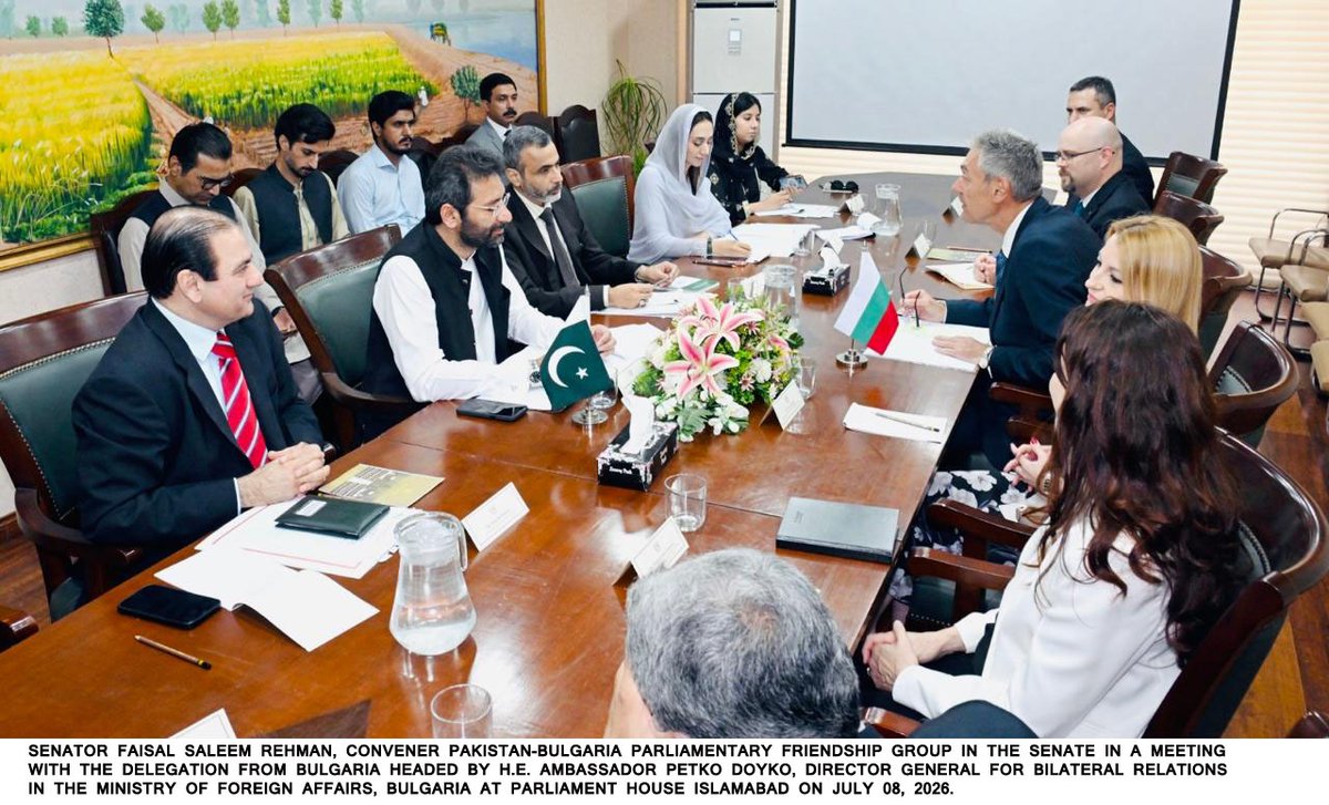 SenatePakistan's tweet photo. 🇵🇰 🤝 🇧🇬 Pakistan–Bulgaria Parliamentary #FriendshipGroup met at ParliamentHouse under convenorship of Senator Faisal Saleem Rehman to strengthen #parliamentary, economic &amp; #diplomatic cooperation; sides agree to enhance collaboration thru exchanges &amp; institutional #partnerships. https://t.co/iLVJOP8jYe