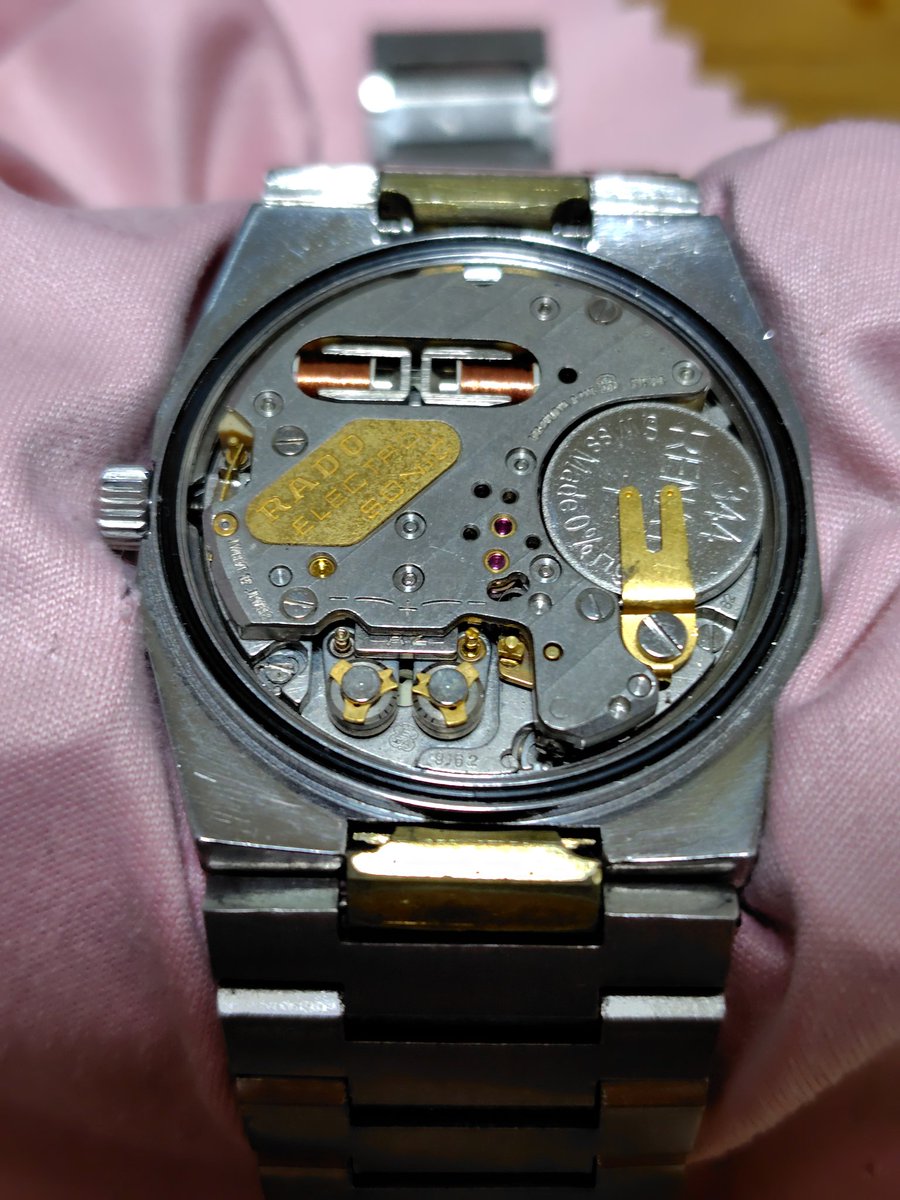 RADO 音叉時計 1月に電池交換したばかりなのにもう電池が切れた 電池は