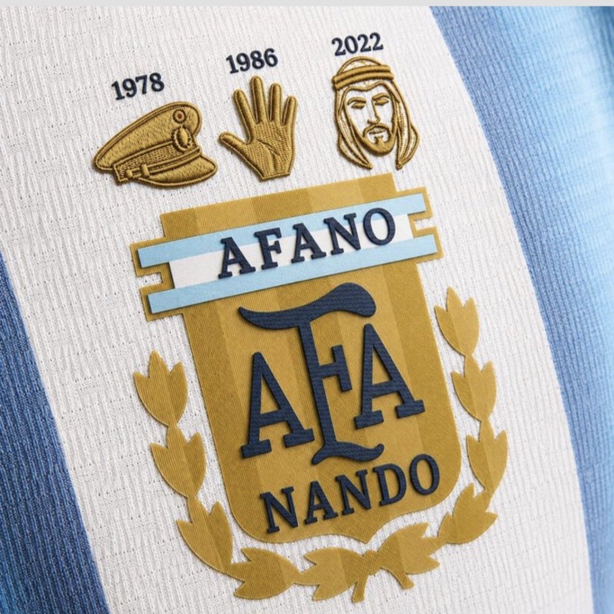 Lavozgalactica's tweet photo. Faltas necesarias para una amarilla en el Mundial

🏴󠁧󠁢󠁥󠁮󠁧󠁿 - Cada 7 faltas
🇲🇦 - Cada 9,8 faltas
🇧🇪 - Cada 10 faltas
🇨🇭 - Cada 11,5 faltas
🇫🇷 - Cada 12,2 faltas
🇳🇴 - Cada 13,6 faltas
🇪🇸 - Cada 17,5 faltas
🇦🇷 Argentina - Tarjeta cada 22 faltas

Esto está amañado. 😂 https://t.co/5adlBJ6S5S