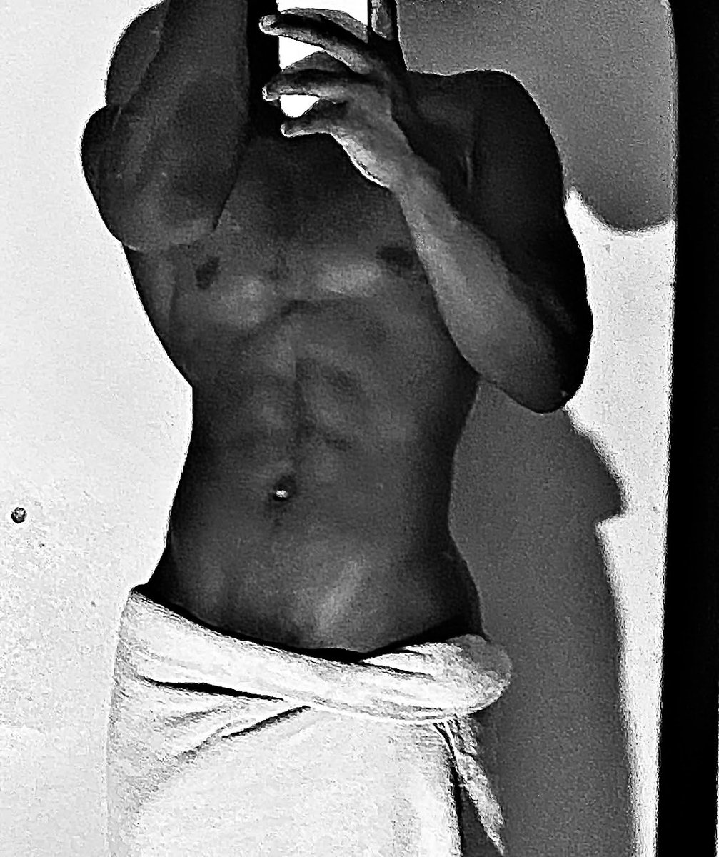 certifiedd829's tweet photo. Just out the shower

#CHUDAİ #sexy https://t.co/x1OSq4WbHb