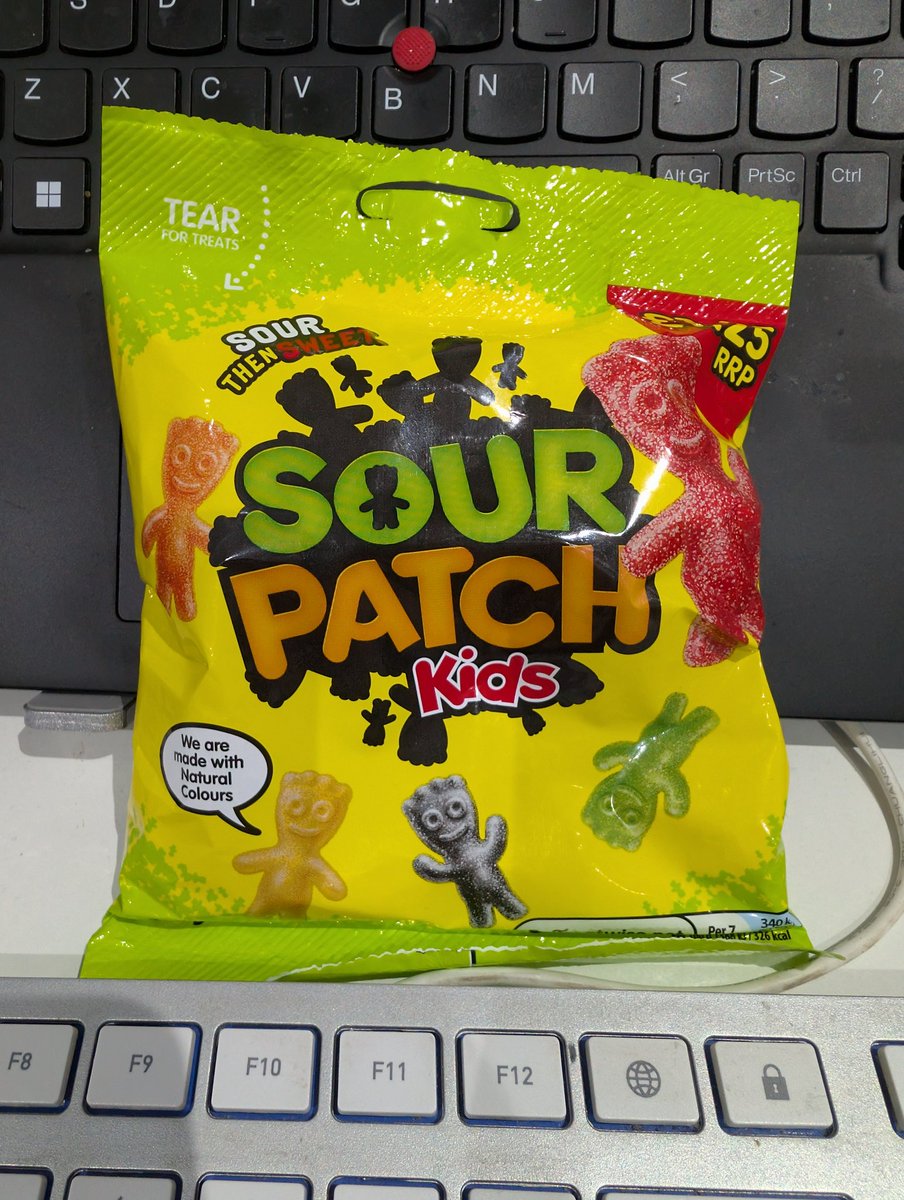 SirPuppetPaul's tweet photo. Should be working, found my crack. These are amazing!! #SourPatch https://t.co/p2PqhpJce7