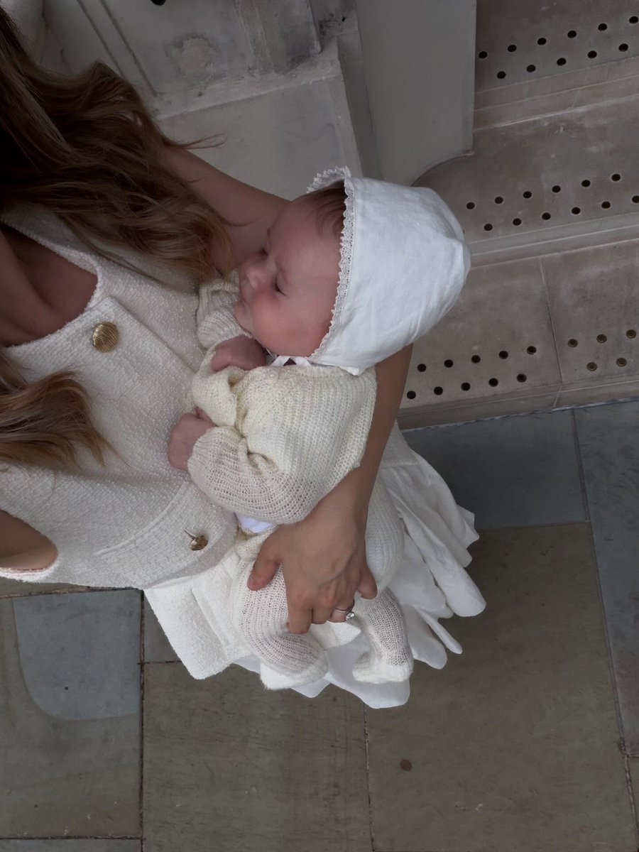Cuddleecute's tweet photo. https://t.co/ZcWglOd7I6