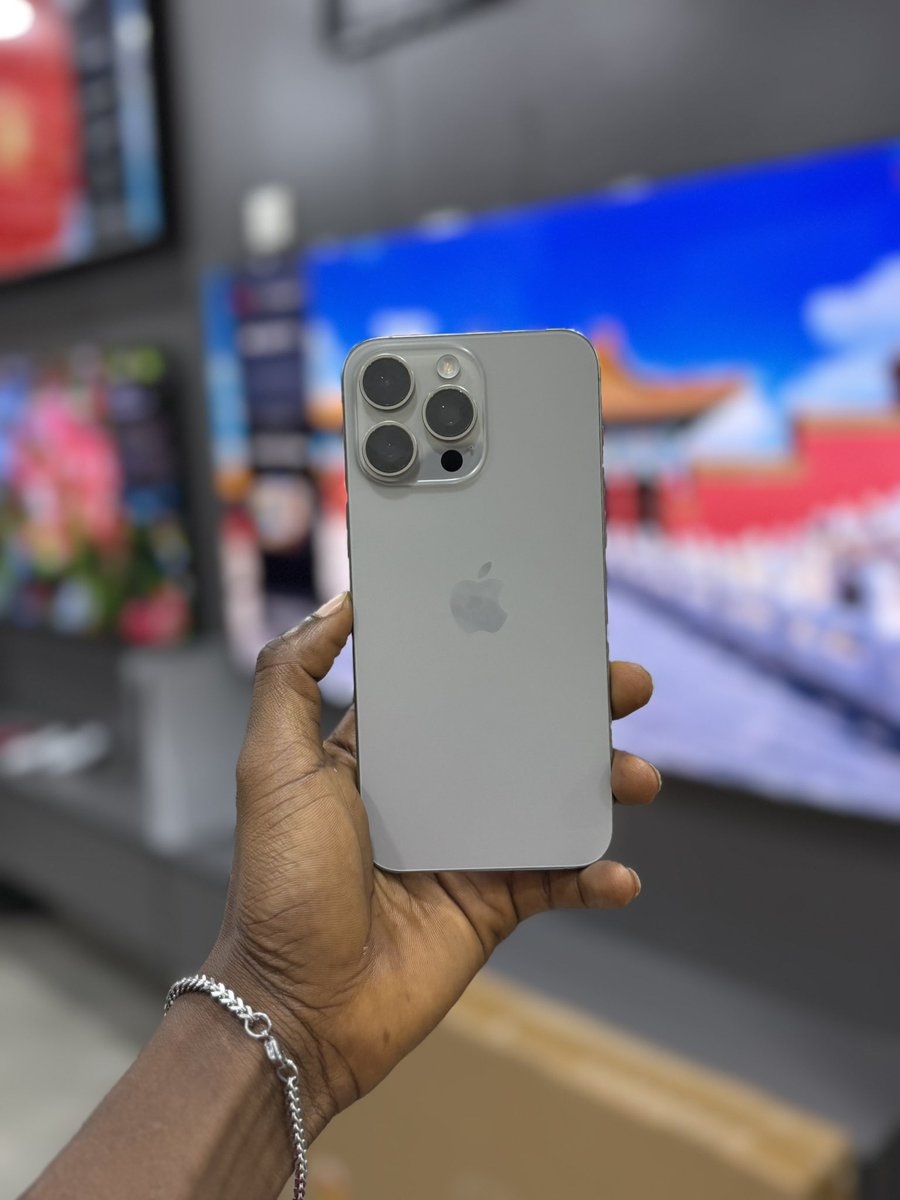 manager___20's tweet photo. iPhone 15 Pro Max 256gb sim unlocked 
86%

GH₵ 7,299

Talk to us !
☎️053-600-7566 https://t.co/hGSjKRiCrQ