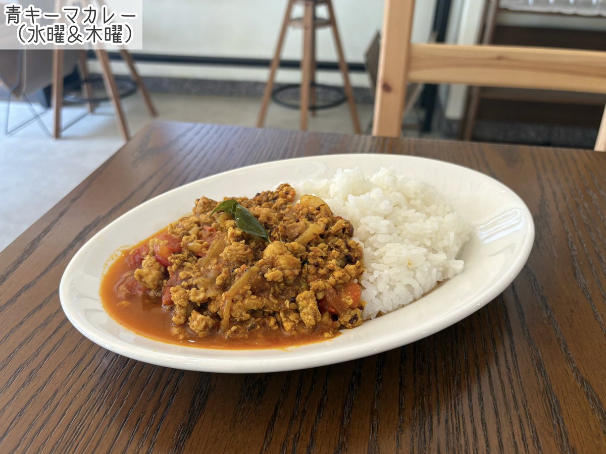 menesurabo_D's tweet photo. 本日は、私の大切な空間を紹介させてください🥰♥️

仙台市青葉区の一番町で、水曜・木曜のみ営業しているカレー屋さん『Spice Spangle』です🌿

華やかな風味のスパイスがお口の中で弾けた瞬間、“美しい味”と書いて“おいしい”と読むゆえんを実感✨ 店主の方のお人柄にも、いつも心から癒されます🌈 https://t.co/7QcwpIXW7H