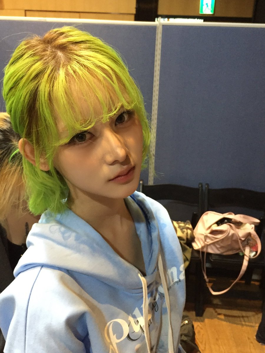 Koako708's tweet photo. 260708 타멤포스트

#UNCHILD #언차일드 
 #AKO #아코 https://t.co/8bFoz8uYA7