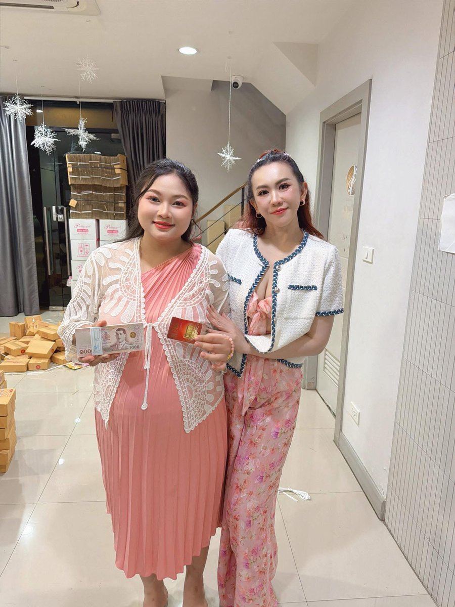 shopevtyw's tweet photo. และแล้วก็ปักตะกร้าขายของ หลังออก  #โหนกระแส แทบทุกราย ช้อนไวสุดเลยนะคะ 

#หนุ่มโรงงาน #สาวโรงงาน #เมียหลวงฃ https://t.co/EI8TgNLIe1