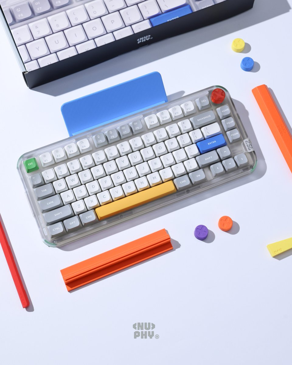 nuphystudio's tweet photo. Print your imagination. Shape your workspace.
-
⌨️: Kick 75

#nuphy #customkeyboard #mechanicalkeyboard #kick75 #desksetup #tech https://t.co/adtSpVfZpn