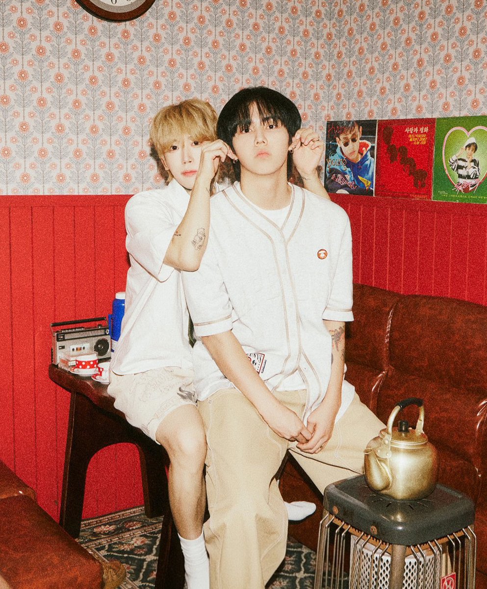 medialover0707's tweet photo. 준성호 쳐하쟈 왜 안하는대‼️‼️‼️
경력직 짬보소🧎‍♀️ 걍 찍어도 화보뚝딱🐤🐱 https://t.co/zDYyd9jRUP