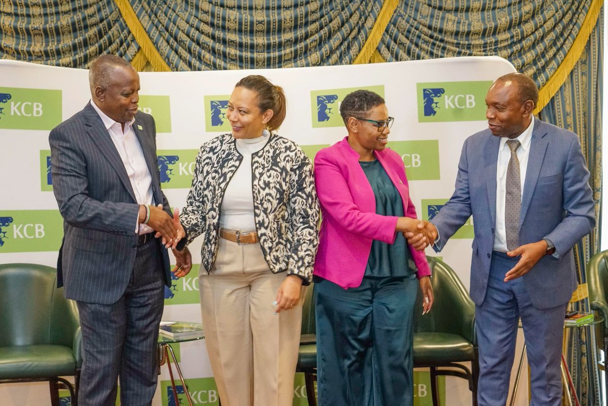 EmmaMiloyo's tweet photo. I was in CBD on #SabaSaba π with @KCBInKenya Developers' Club to discuss real estate.
πTakeaway: we don't buy property with spreadsheets alone.Perceptions,emotions & biases shape decisions as much as numbers do.
Thanks @buildinginke for always providing information for industry https://t.co/fCTOkIAajM