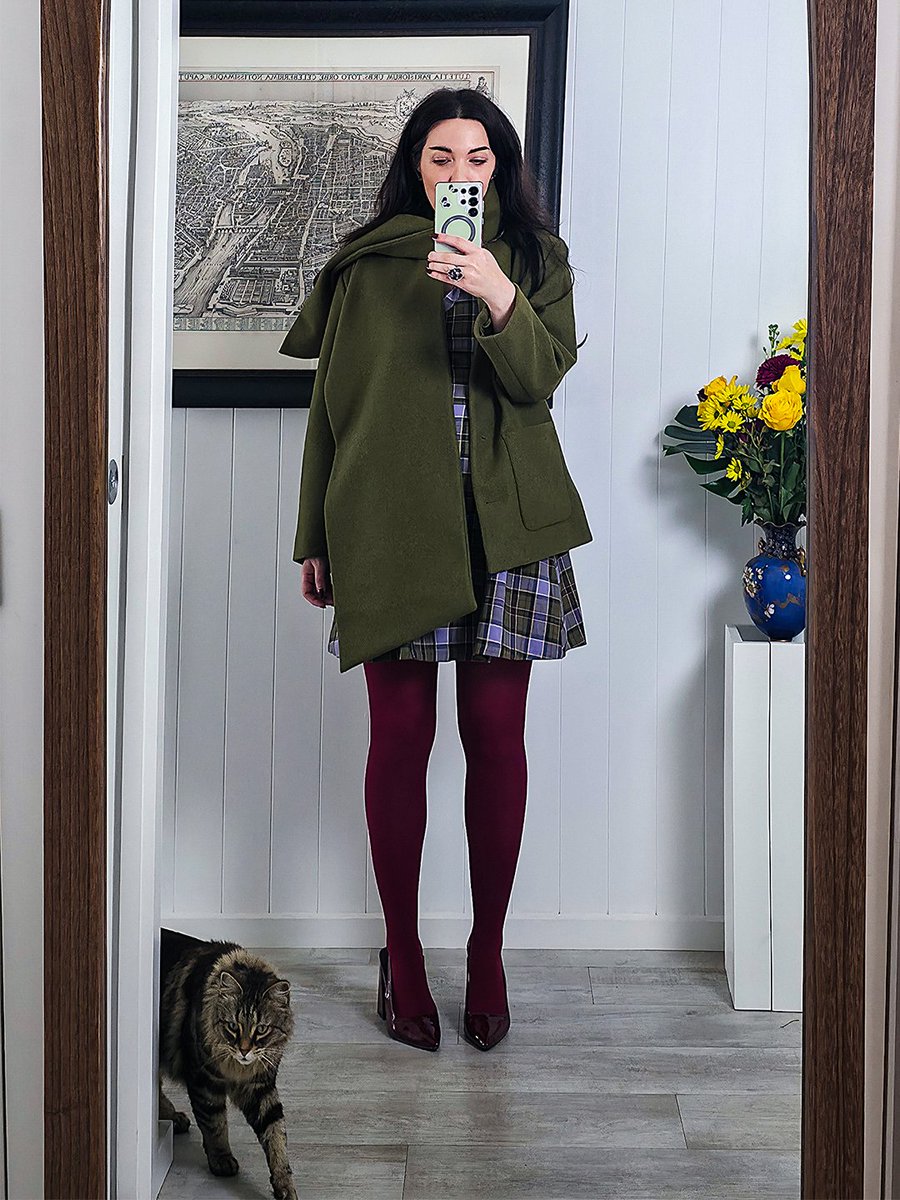 LiddlesTV's tweet photo. Dress well
Stay weird
Make art
Match peoples energy if they're being an asshole https://t.co/Qgz0LUWSL3