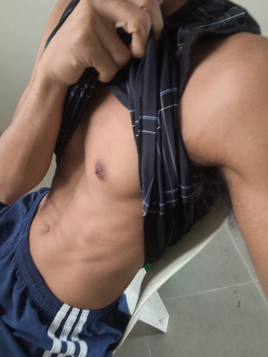 Zupusomo's tweet photo. tara place ko na around novaliches. DM https://t.co/CWikwqnNuU
