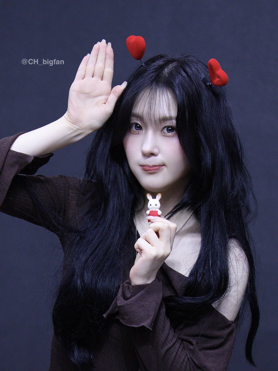 CH_bigfan's tweet photo. 𝐀𝐫𝐜𝐡𝐢𝐯𝐞

이날 메이크업이 자연스러운 느낌이라 정말 좋아🩷

#김채현 #CHAEHYUN #Kep1er #케플러 https://t.co/EHJNUYTXd3