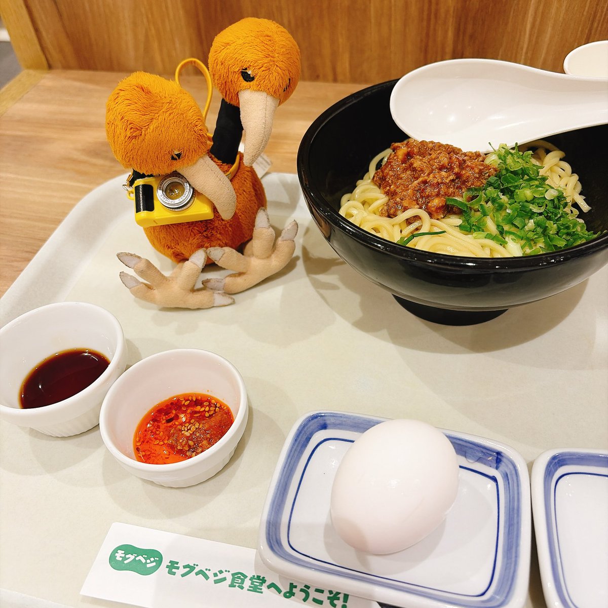 RunningDoduo's tweet photo. 結局外食がいいんだよな、ドードー。 https://t.co/wgCVDlDg2k