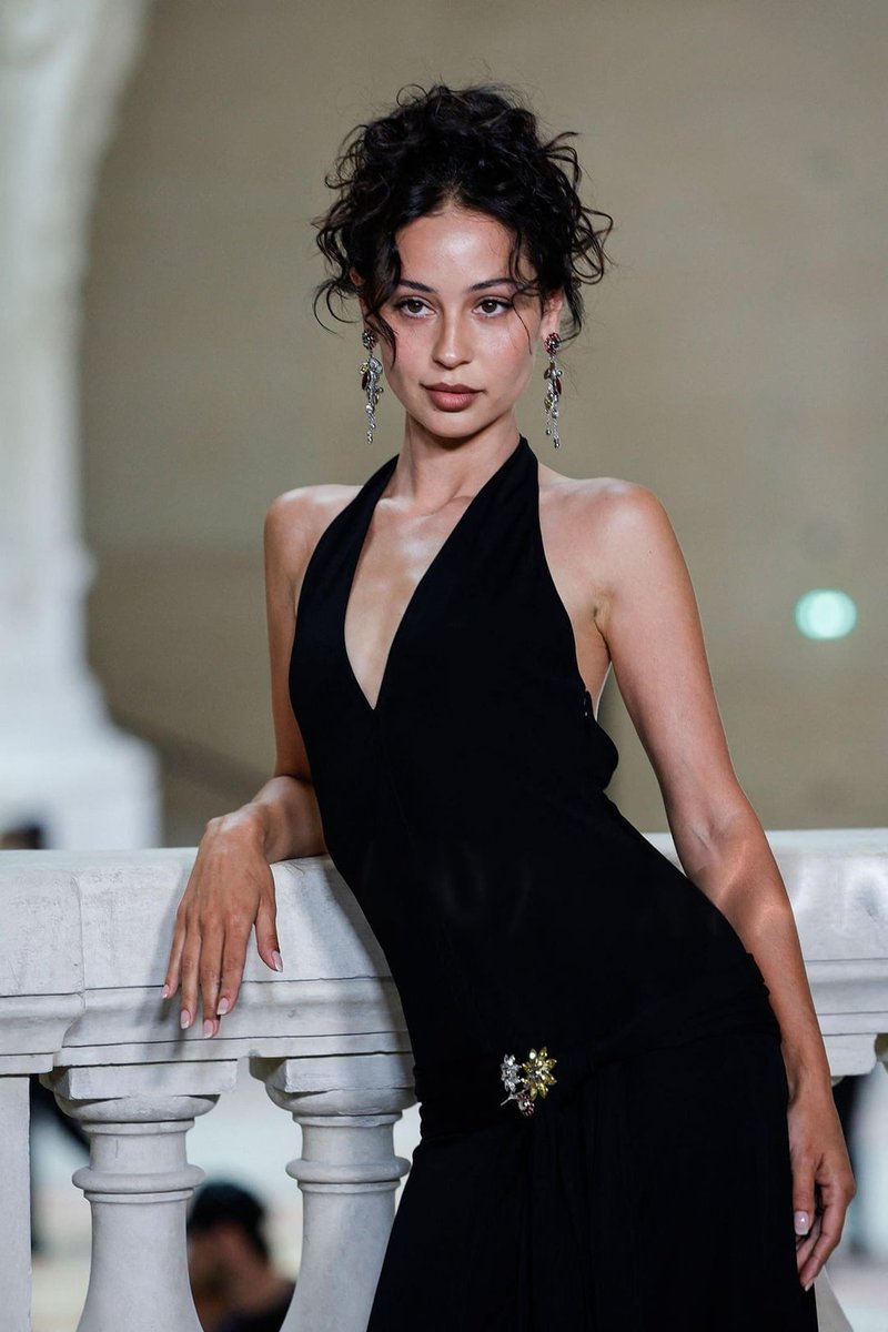 celebsco's tweet photo. Alexa Demie at the Chanel Haute Couture FW26 runway show in Paris. https://t.co/IApaAwiPmB