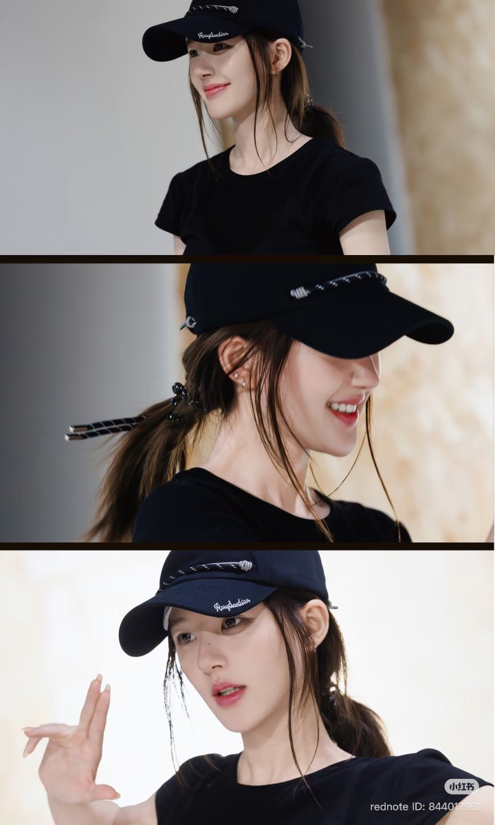 zhaolusi_intl's tweet photo. [📸] 070826 #ZHAOLUSI #赵露思           
Rosy Studio XHS Update    

[2]

“Romantic Prelude | Rehearsals in Progress 🖤” 

🔗 https://t.co/vDZhCWEWvS

#RosyZhao #조로사 #จ้าวลู่ซือ https://t.co/TLCTvbM5PL