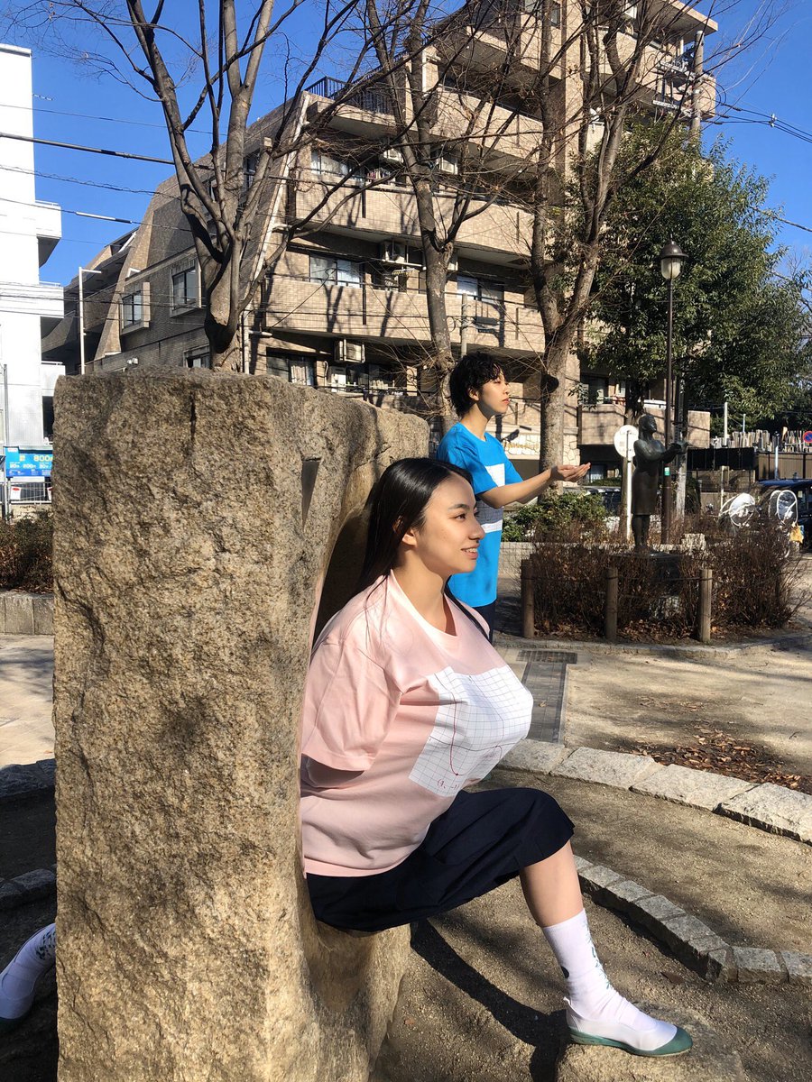 kinoboribanana's tweet photo. 4人ズ11周年お祝いメッセージアルバムはみ出シール貼り作業会
以下の要領で開催します
7/12(日)12:00-14:00 高円寺駅近辺カラオケボックス
アルバムをシールでデコります
要実費御負担(2千円程度)
早めに終わればリダズ聖地(高円寺HIGH及び向かいの公園)御案内します笑
宜しければ是非御協力下さい！ https://t.co/ASTq0fcEGx