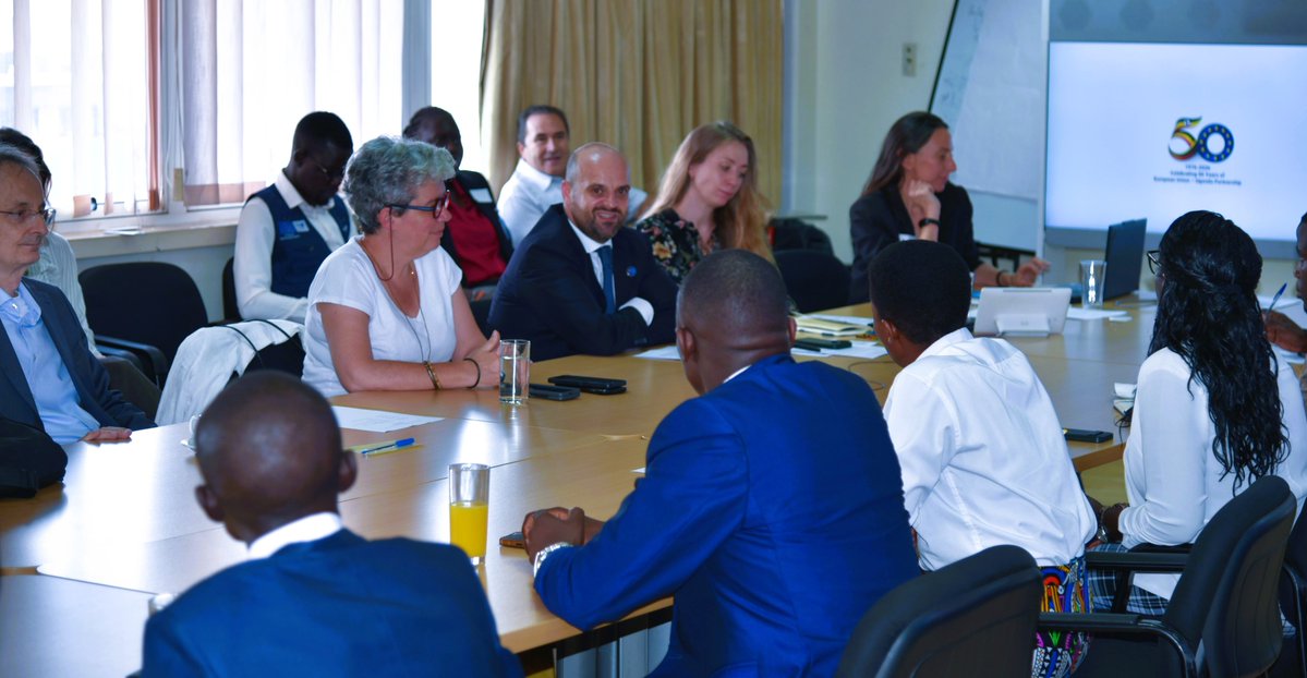 EUinUG's tweet photo. Our 🇪🇺 Deputy Ambassador @GuillaumEUG was delighted to officiate at the event, alongside 🇫🇷 Ambassador to 🇺🇬 @VLJMLeroy, 🇦🇹 Head of Mission @Dr_KatjaK, envoys representing Germany, the Netherlands, Italy &amp; Spain, together with @Educ_SportsUg Commissioner Mr Muzamil Mukwatampola. https://t.co/B9SUmAWtJ3