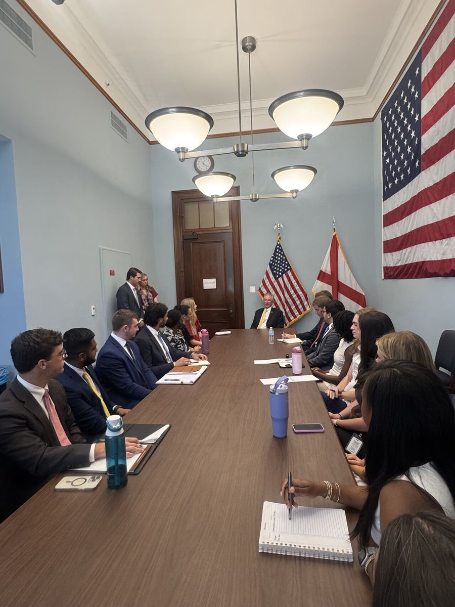 UASystem's tweet photo. June brought a full slate of conversations and connections for the UA System Capitol Scholars. They met with members of the Alabama congressional delegation + leaders across government, business, policy and research organizations.

@UofAlabama @UABNews @UAHuntsville https://t.co/xueBzBcEpe