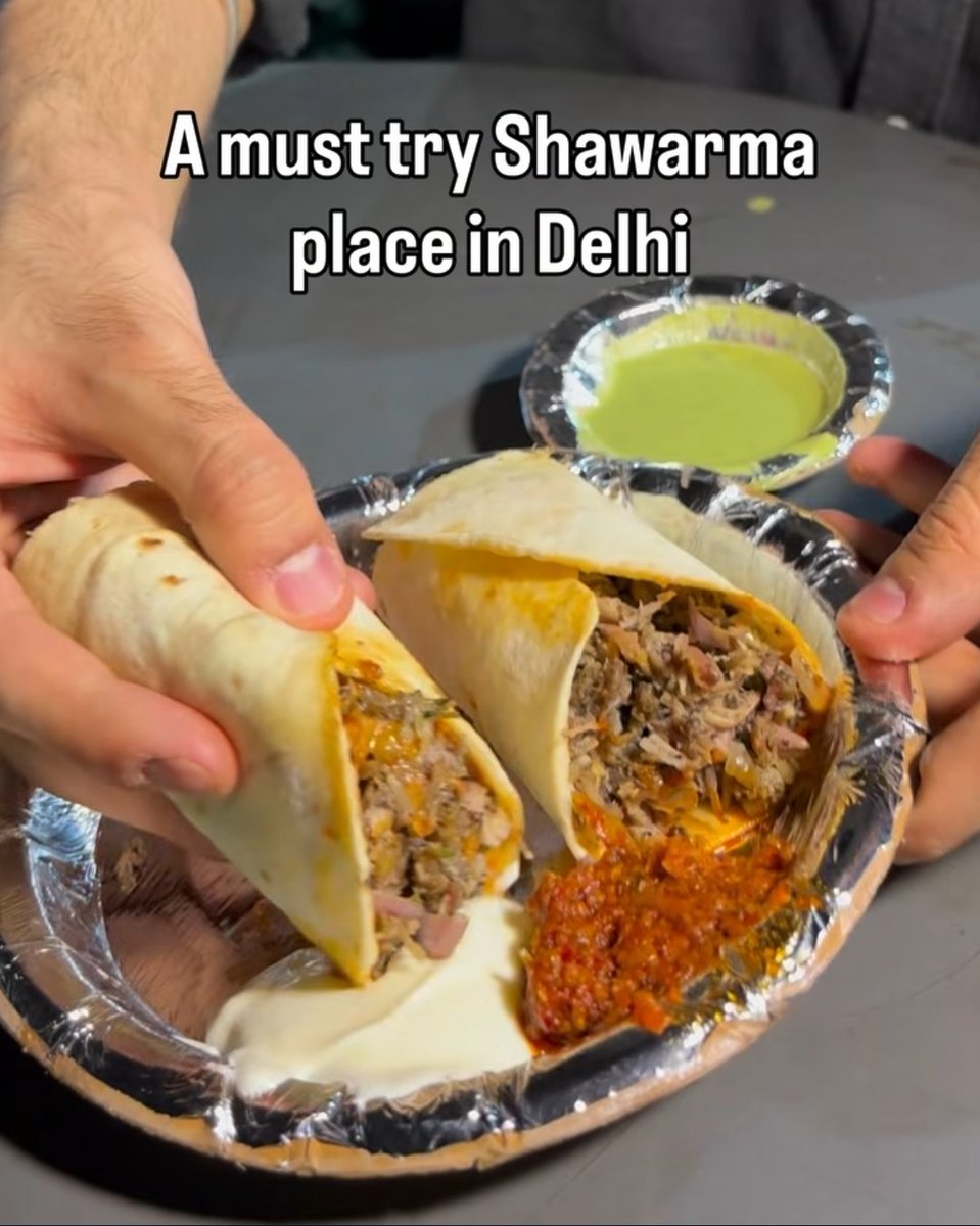 AgentOfAnarchie's tweet photo. They be calling anything a shawarma bro 😵‍💫😵‍💫😵‍💫🥀 https://t.co/kApk6Ow46O