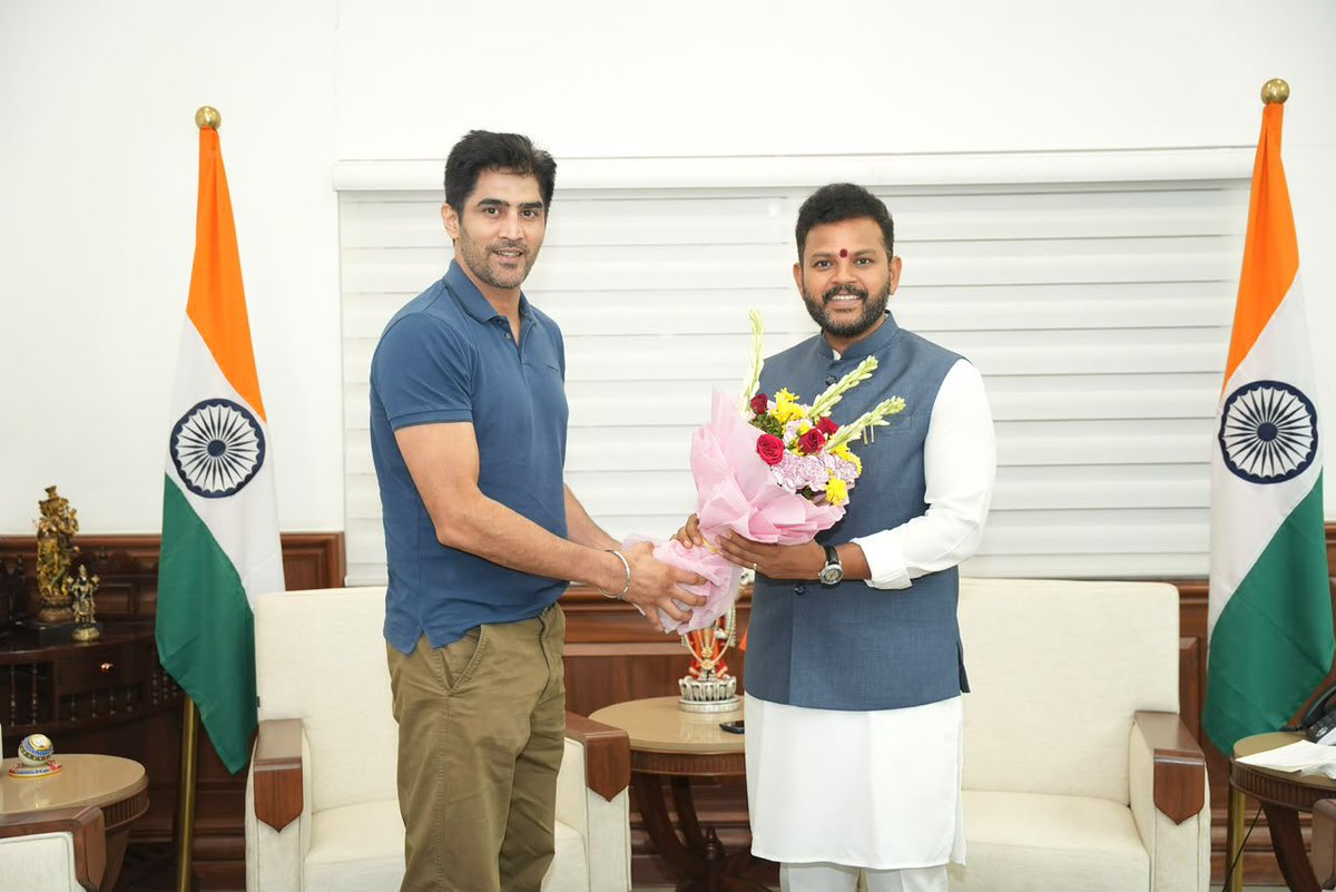 Vijender Singh tweet media