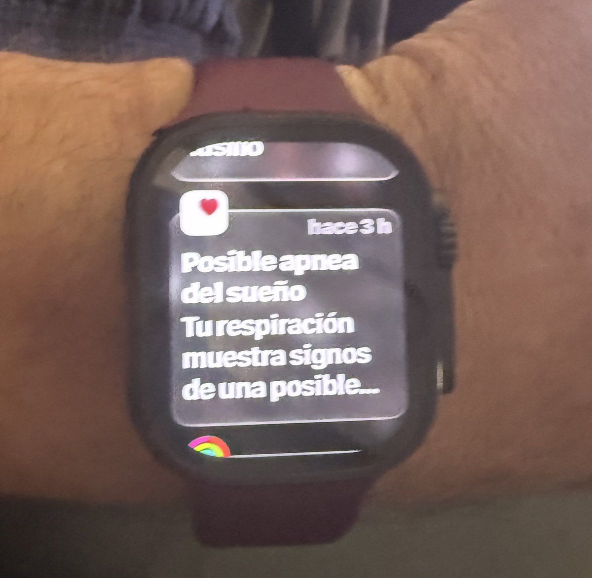 bepeal's tweet photo. Puede que lo hayamos olvidado, pero, nos vigilan (y para bien). 
#apple #iwatch #salud https://t.co/6tiJQCCQdd