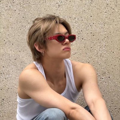 pwttch's tweet photo. #NewProfilePic https://t.co/V4nKSX7NuJ