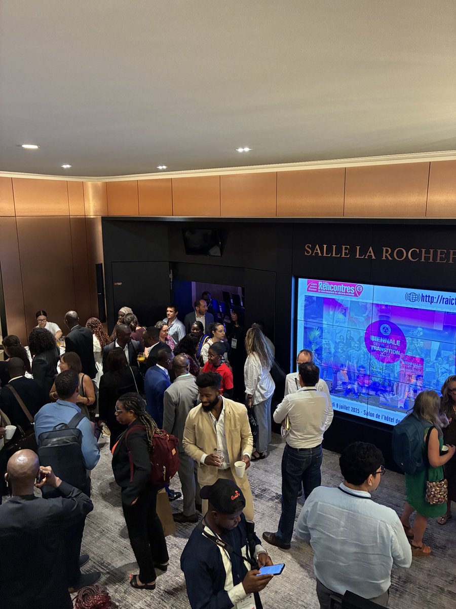 CitesUniesFR's tweet photo. ✅ Fin de la première journée des #RencontresAICT2026 de @CitesUniesFR ! Plus de 400 participants venus de 25 pays 🌍
Rendez-vous demain dès 8h30 pour une deuxième journée riche en échanges, avec le @Togo à l’honneur. 🇹🇬 #CoopDec #CollTerr https://t.co/s8qW9R79KU