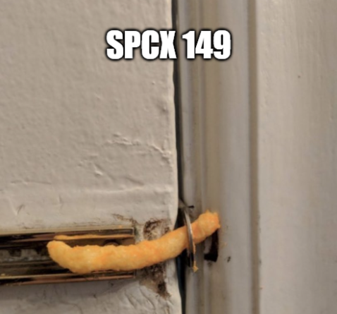 RealSimpleAriel's tweet photo. $SPCX keeps defending the IPO low. Cathy is that you https://t.co/0zI7Y6QoFa