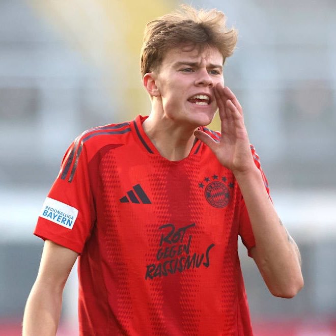 NUOReports's tweet photo. 🚨⚪️🔵 Deportivo La Coruña have reached an agreement in principle to sign Jonathan Asp Jensen! 🇩🇰

Bayern have accepted the official bid, while the player has also given the green light after Lazio's approach was rejected.

#Deportivo #Depor #AspJensen #Bayern #Transfers https://t.co/fw9ijZpUP7