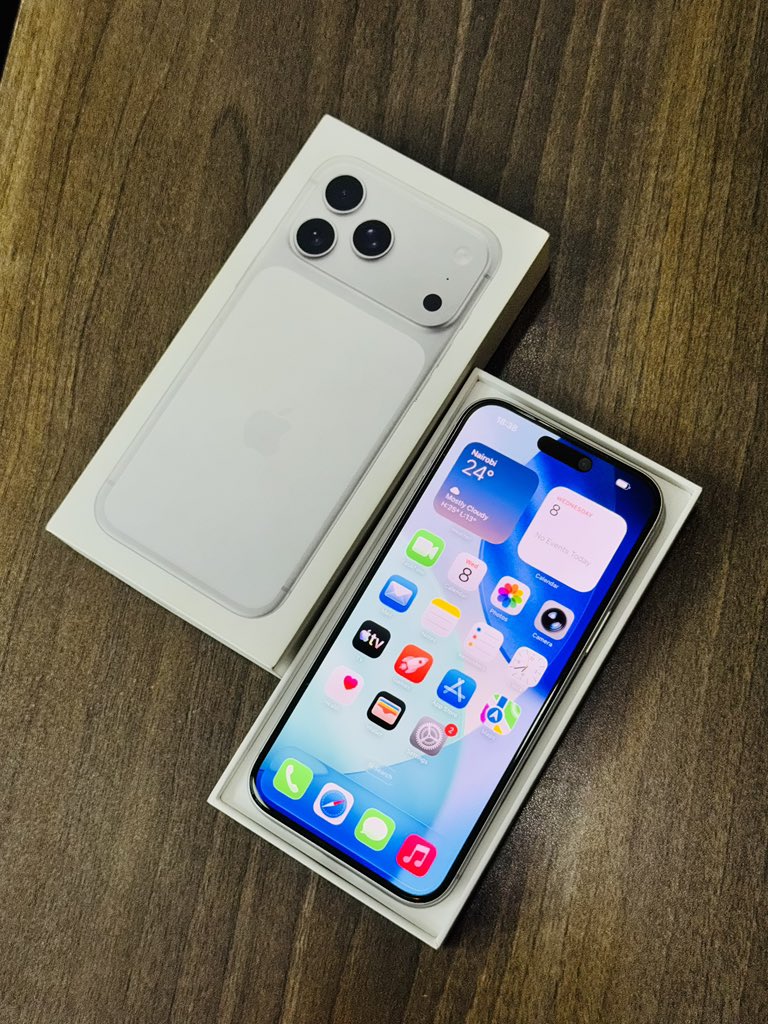 samson_maish's tweet photo. Iphone 17 Pro Max 256GB (pre owned)
🏷️Ksh 148,000/=
🔋100% Health
✨E-Sim Variant only
✨Apple Warranty
✨Free Glass Protector
✨Charging Cable 
✨Data transfer
♻️Trade-in Accepted
🚚Delivery

☎️0707627623 https://t.co/O4vQK3xE0W