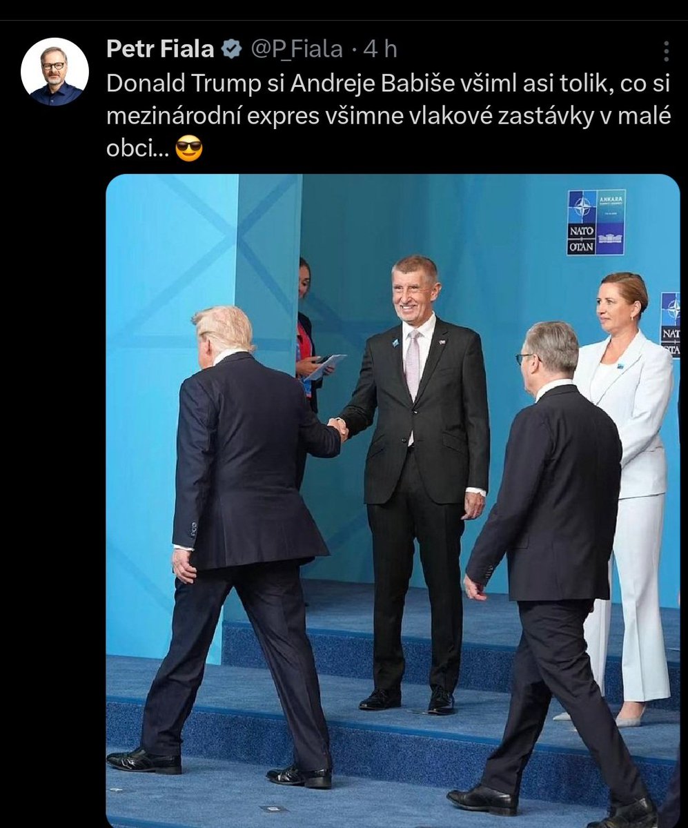 SvihelZdenek's tweet photo. Je možné, že tenhle ...... nám dělal premiéra a vůbec někdo jeho a tu jeho ODS volil? Je vážně hloupý anebo to jen hraje? 🙈 https://t.co/9LEveXUjDc