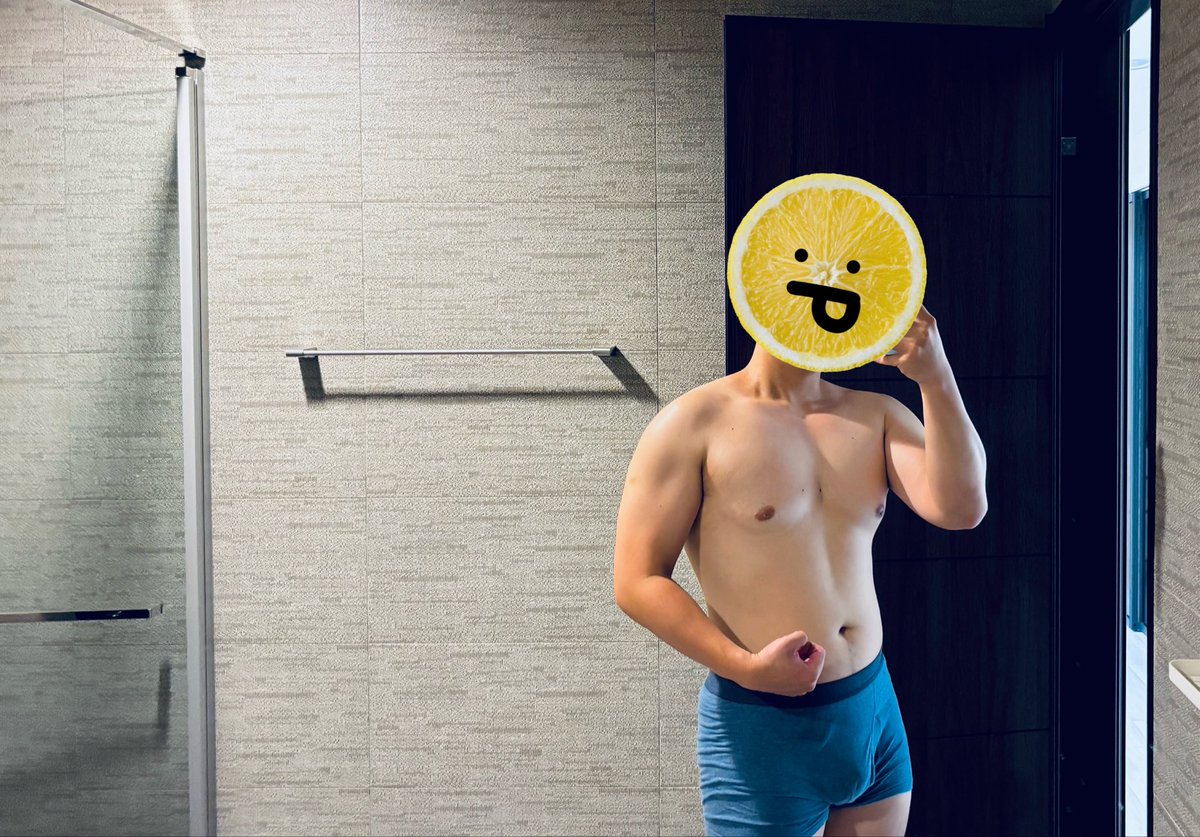Me60142932's tweet photo. 小包小包⋯

胸のトレーニング
パンプアップしたタイミングで一枚撮る。🔥

#muscle 
#chest 
#bodycheck 
#nipple https://t.co/Q5qz9stMVE