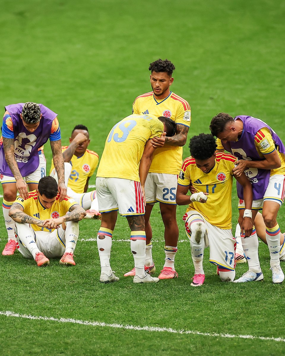 leejon1980's tweet photo. Kekalahan hari ini bukan akhir dari perjalanan. Tetap tegakkan kepala, Tim Kolombia. Bangkit lebih kuat dan buktikan di pertandingan berikutnya. 🇨🇴💛 #colombia #wordcup2026 https://t.co/MLmpSNOpD7