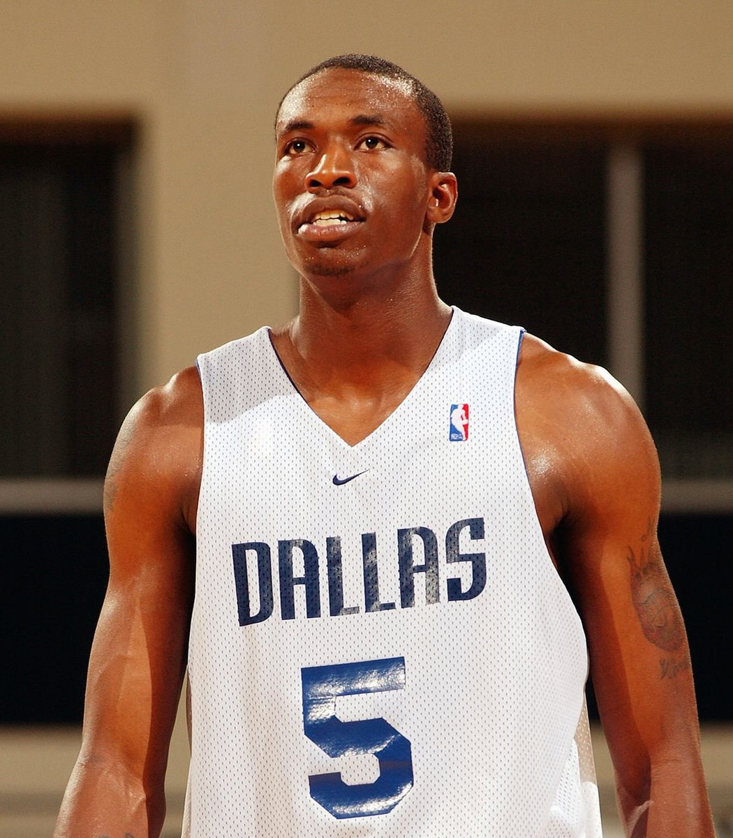 NBACobwebs's tweet photo. 2003 Dallas Mavericks NBA Summer League Roster: https://t.co/9Y33zQKaKi