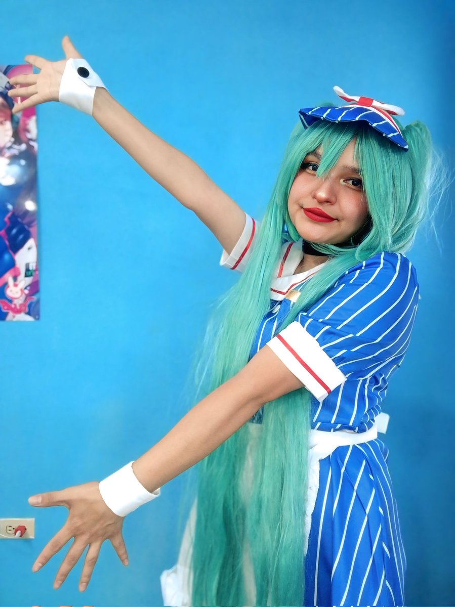 usagi_cosplays's tweet photo. 💙💙💙 https://t.co/ZyX4GcZoJE
