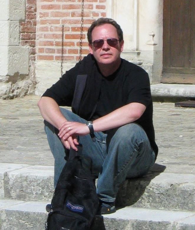 RDunhamDP's tweet photo. On the front steps of Leonardo da Vinci's house, the Château du Clos Lucé, in Amboise, France in 2006 (left) and yesterday. Always good to take a refresher course on his brilliance. https://t.co/uQBcFSgQLn