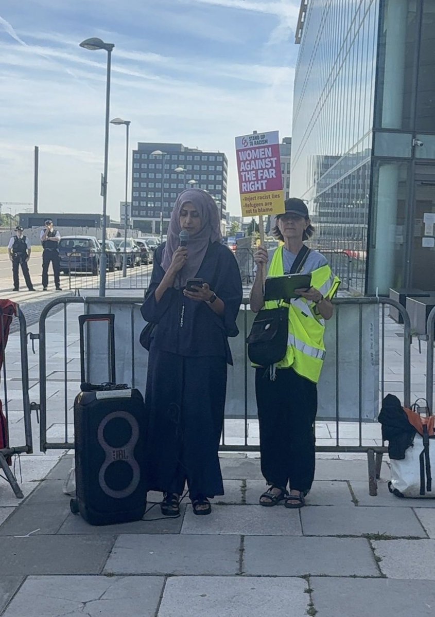 SophiaNaqvi1's tweet photo. We will not let the far right or opportunistic politicians divide us.

Proud to call Newham home. Proud to stand for unity, respect, and the safety of every woman and girl.

Protect women, not prejudice. Support survivors, not division. https://t.co/6sRWiqmmtM