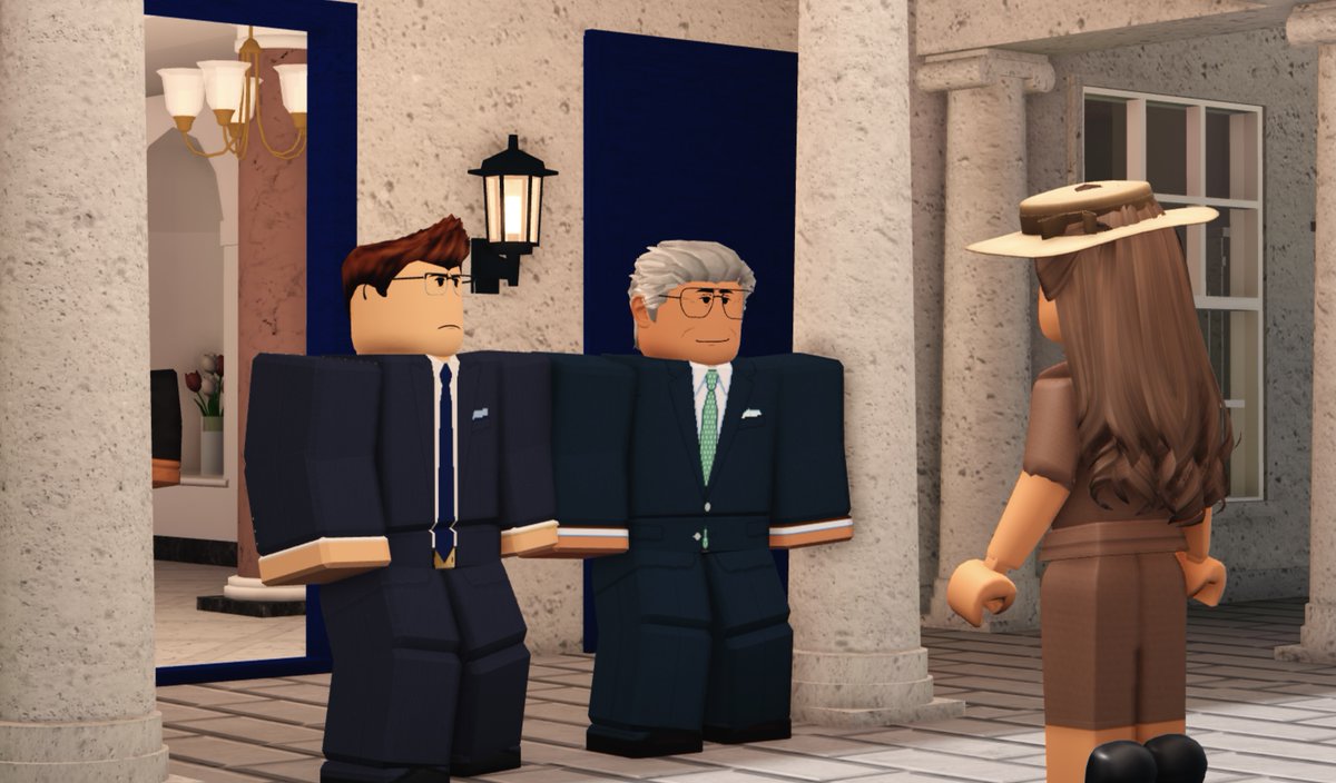 UKOBRoyalFamily's tweet photo. Her Majesty The Queen visited Ireland and was received at Dublin Castle by the Taoiseach and Uachtarán Montrose.

The visit reflects the friendship, respect and close ties shared between the United Kingdom and Ireland. 🇬🇧🇮🇪 https://t.co/3waV7ujB3m