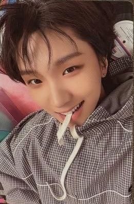 ddiaryunak's tweet photo. WTT IPHONE 16 TO WOONHAK SWEET HOME ALBUM

HAVE - iphone 16
WANT - woonhak sweet home album pc https://t.co/CyqZDIrnsk