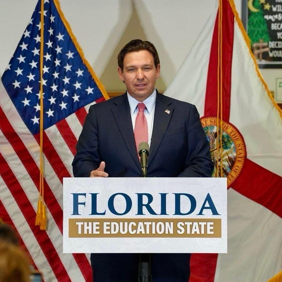 factpostnews's tweet photo. A federal appeals court has blocked Republican Governor Ron DeSantis from restricting free speech on race and gender in college classrooms. https://t.co/jY6uVL0xfX