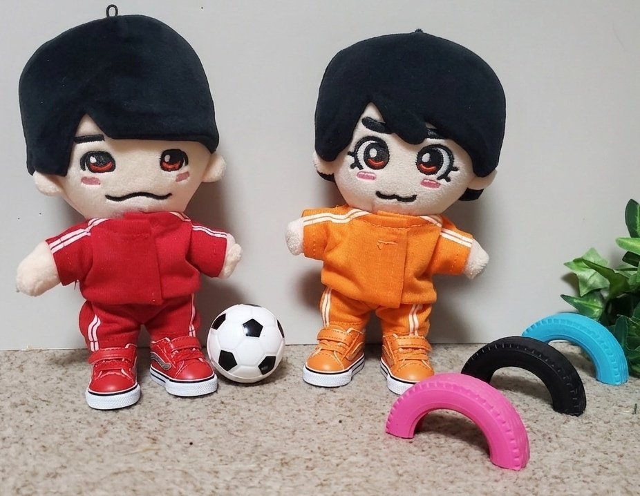 nia1219neo's tweet photo. Can★Doのジャージ
上着の裾が長いから折り曲げて着用😁
ジャージ着ただけやのにめちゃ可愛い🏵️

#なにわ男子
#大西流星
#西畑大吾 https://t.co/C3Y7F9mRGJ