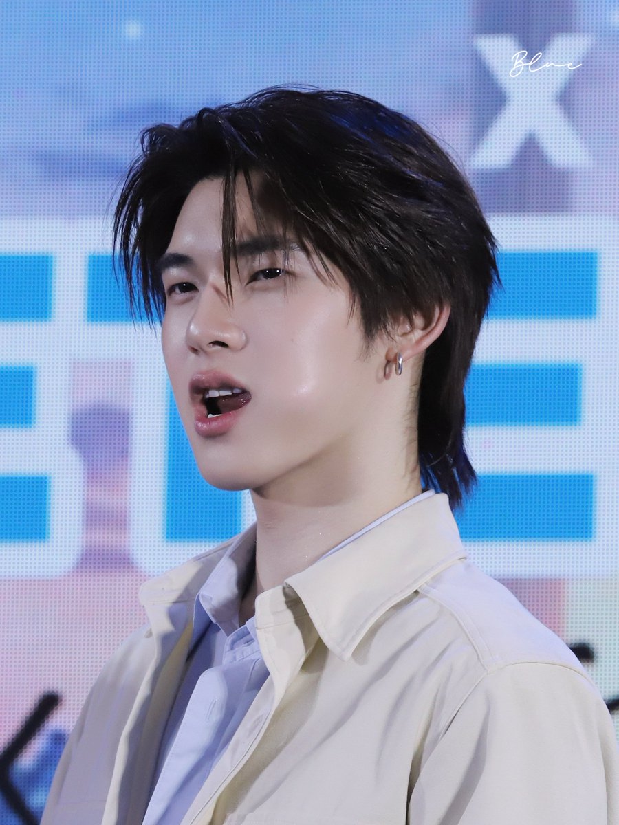 Blueandyouuuu's tweet photo. วันพิชิตนี่ถ้าเรื่ิองความกึงก็เรียกได้ว่าตัวตึงอะค้าบบบ

ACNOLAB BENEFIT X TEETEEPOR

#TeeTeePorDrankInLove 
#AcnolabXTTP 
#twnpich @twnpich https://t.co/hF2DgjgQw7